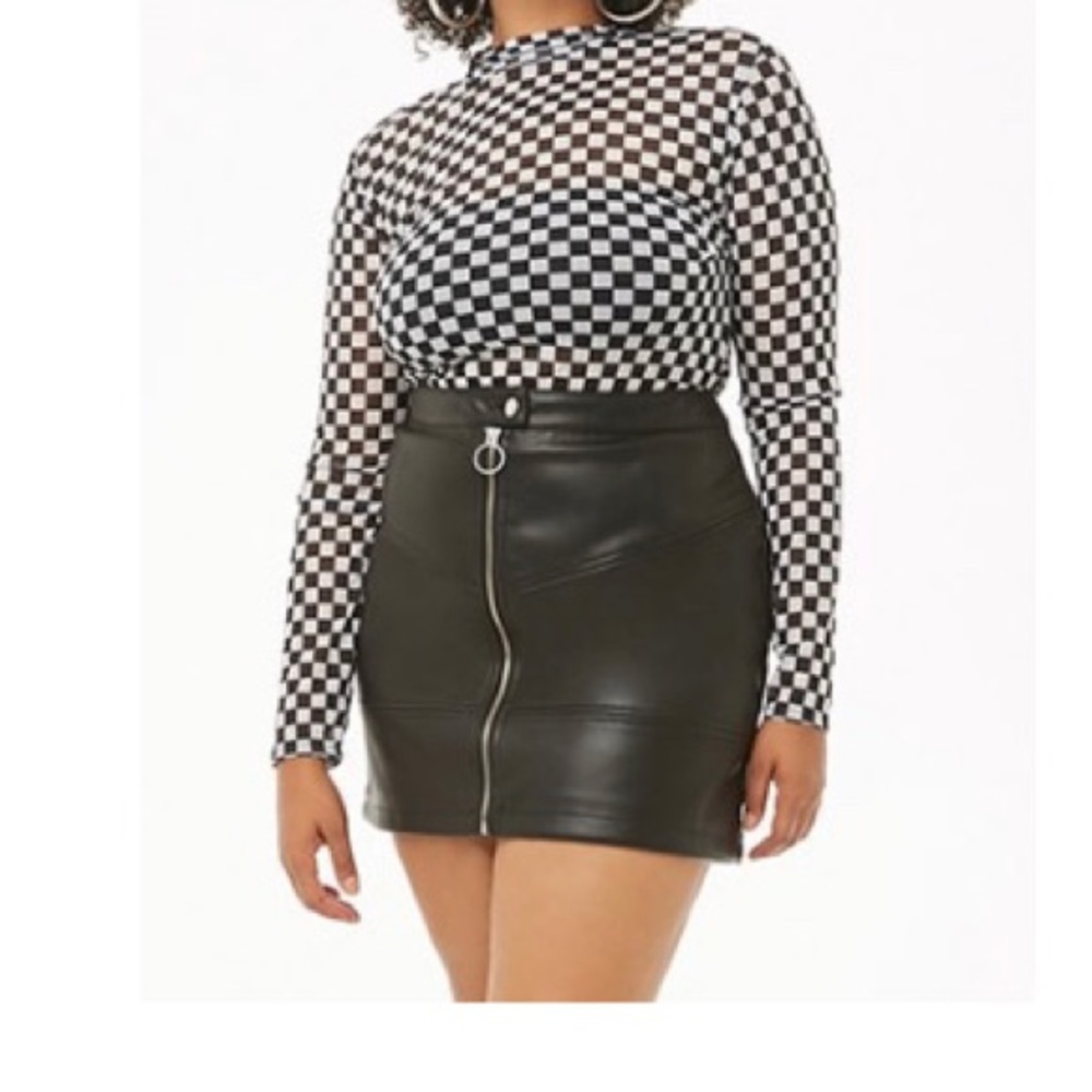 Plus Size Faux Leather Mini Skirt